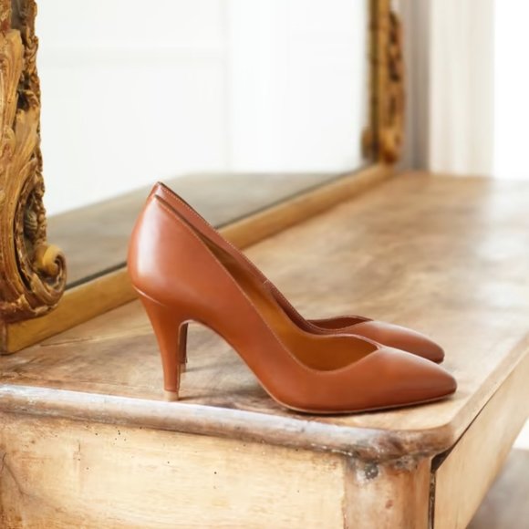 Sezane Tan Leather 'Django' Courts Pumps Heels - Picture 2 of 9
